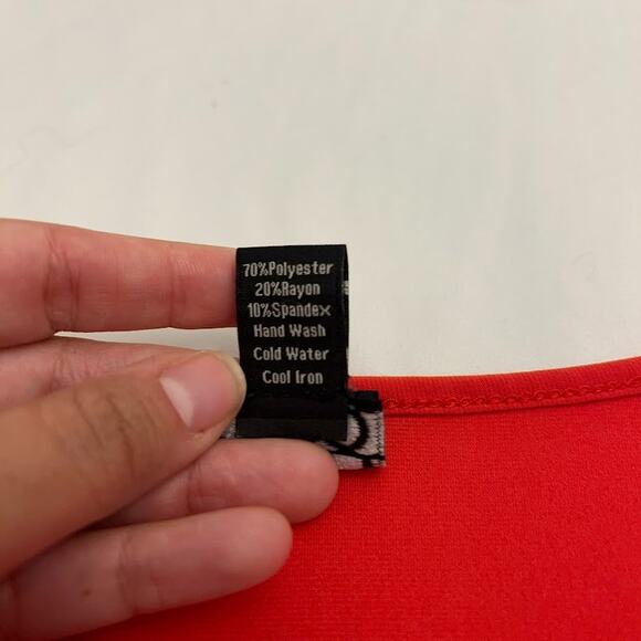 Clara Sunwoo Dress Cold Shoulder Faux Wrap V Neck Women's Red XL - Picture 8 of 9